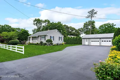 15 Bayberry Ave, Brick, NJ 08723
