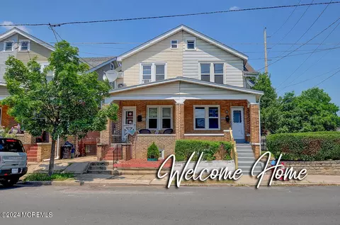 932 Adeline St, Trenton, NJ 08610