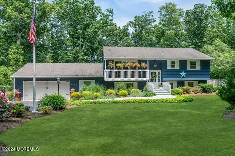 3235 Ridgewood Rd, Wall, NJ 07719