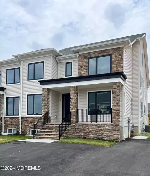 3 Payne Ave, Lakewood, NJ 08701