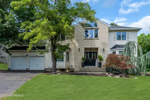 38 Somerset Pl, Matawan, NJ 07747