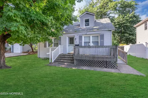 49 Cedar Ave, North Middletown, NJ 07748