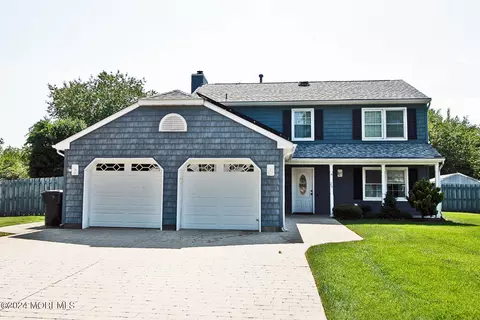 26 Bay Bridge Dr, Brick, NJ 08724