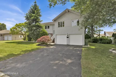 3 Anne Ter, South Amboy, NJ 08879