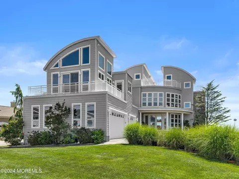 Exterior - 1197 Capstan Dr, Forked River, NJ 08731 photo 2 of 5