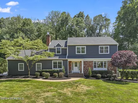 6 Beverly Dr, Holmdel, NJ 07733