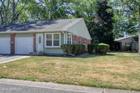 35 Columbus Blvd #B, Whiting, NJ 08759