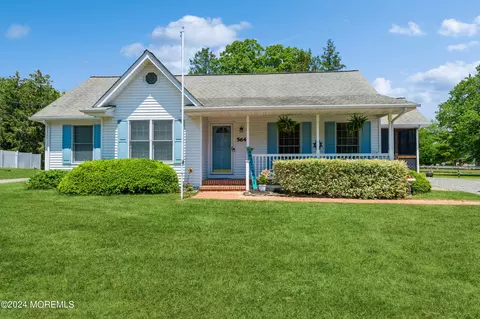 564 E Bay Ave, Barnegat, NJ 08005