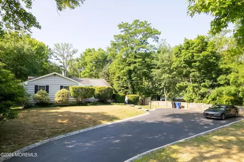 365 Main St, Port Monmouth, NJ 07758