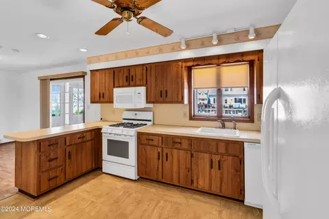 810 Bowline Dr, Forked River, NJ 08731 photo 19