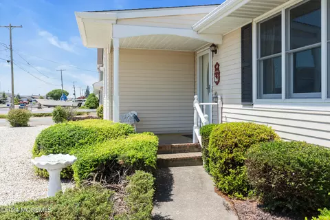 810 Bowline Dr, Forked River, NJ 08731 photo 4