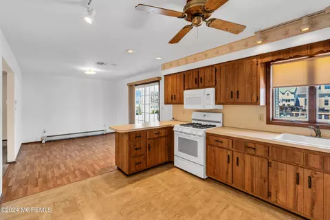 810 Bowline Dr, Forked River, NJ 08731 photo 16