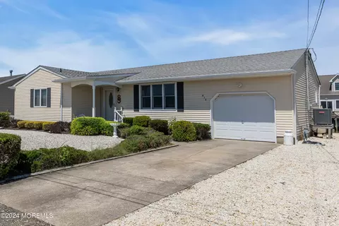 810 Bowline Dr, Forked River, NJ 08731 photo 2
