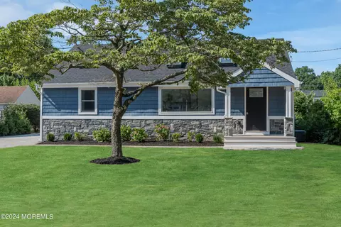 95 W Washington Ave, Atlantic Highlands, NJ 07716