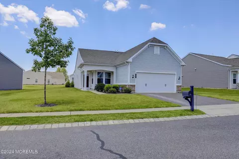 25 Addlestone Ln, Manchester, NJ 08759