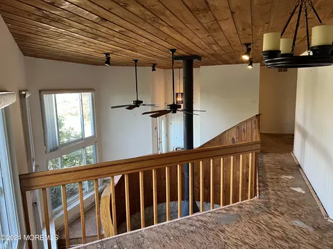 69 Ocean Blvd, Atlantic Highlands, NJ 07716