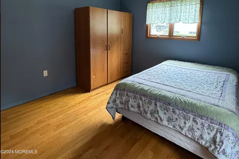 Bedroom - 7 Birch Dr, Jackson, NJ 08527 photo 5 of 6