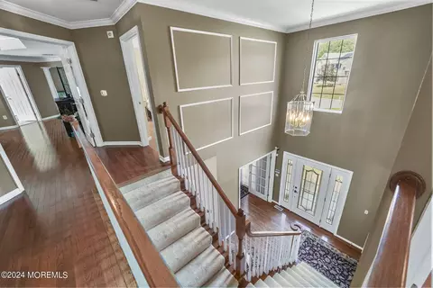 Entry Way - 24 James Dr, Waretown, NJ 08758 photo 4 of 7