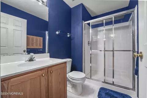 Bath - 24 James Dr, Waretown, NJ 08758 photo 5 of 5