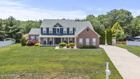 Exterior - 24 James Dr, Waretown, NJ 08758 photo 2 of 11