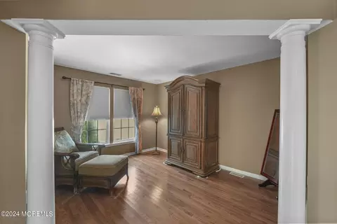 Entry Way - 24 James Dr, Waretown, NJ 08758 photo 6 of 7