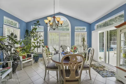 Dining - 24 James Dr, Waretown, NJ 08758 photo 3 of 3