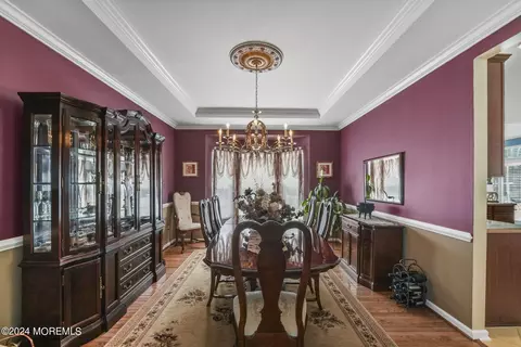 Dining - 24 James Dr, Waretown, NJ 08758 photo 2 of 3