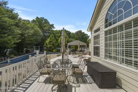 Exterior - 24 James Dr, Waretown, NJ 08758 photo 6 of 11