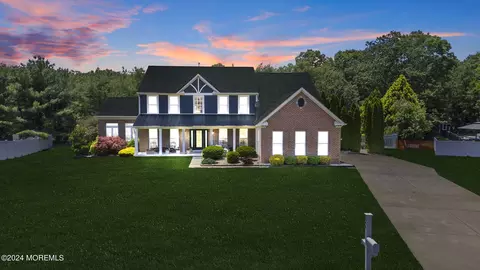 24 James Dr, Waretown, NJ 08758