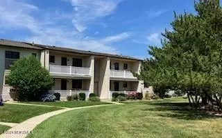 52 Wharfside Dr, Monmouth Beach, NJ 07750