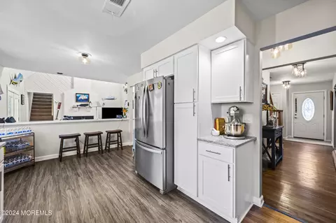 427 N Penn Ave, Forked River, NJ 08731 photo 5