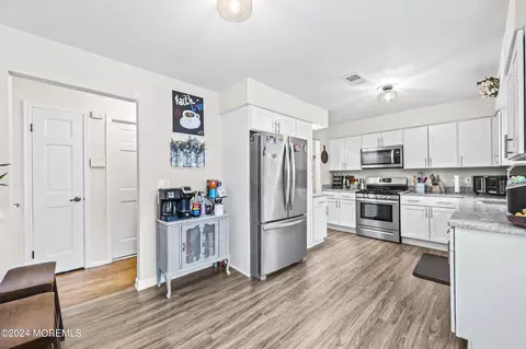 427 N Penn Ave, Forked River, NJ 08731 photo 6