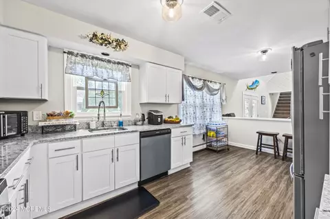 427 N Penn Ave, Forked River, NJ 08731 photo 7