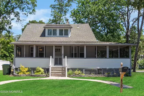 830 Radnor Ave, Pine Beach, NJ 08741