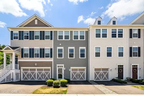 104 Halliard Dr #802, Eatontown, NJ 07724