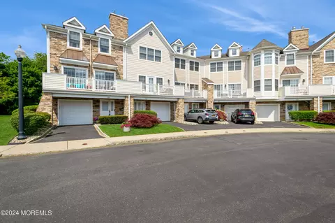 201 Villa Dr, Long Branch, NJ 07740