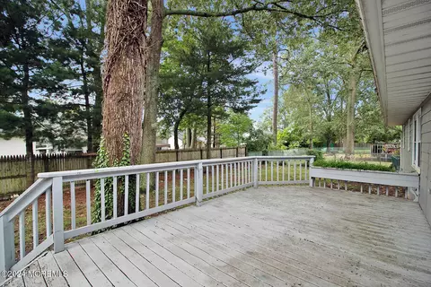 Exterior - 461 Ensign Rd, Forked River, NJ 08731 photo 2 of 5