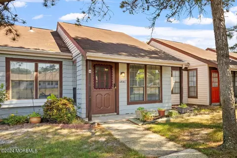 453 Chesterfield Ct #C, Manchester, NJ 08759