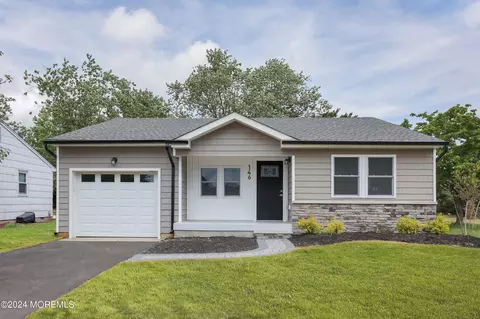 146 Westbrook Dr, Toms River, NJ 08757