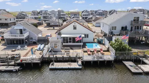 129 N Spinnaker Dr, Little Egg Harbor, NJ 08087