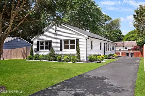 1503 Adrienne Rd, Wall, NJ 07719