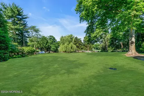 16 Buttonwood Ln, Rumson, NJ 07760 photo 6