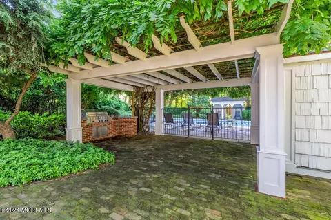 16 Buttonwood Ln, Rumson, NJ 07760 photo 25