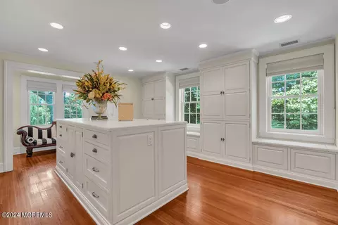 16 Buttonwood Ln, Rumson, NJ 07760 photo 35