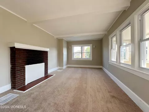 Living - 164 Concord Ave, Leonardo, NJ 07737 photo 2 of 2