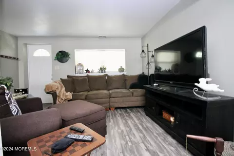 33 W Connecticut, Jackson, NJ 08527 photo 25