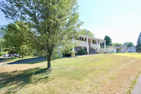 33 W Connecticut, Jackson, NJ 08527 photo 3
