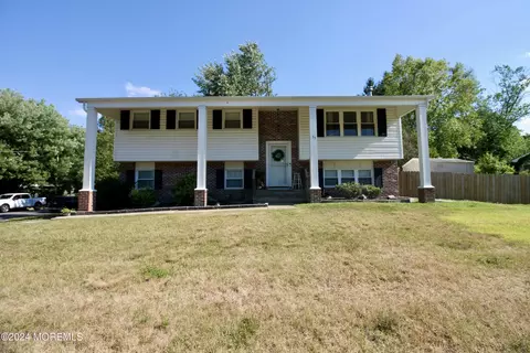 33 W Connecticut, Jackson, NJ 08527