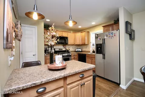 33 W Connecticut, Jackson, NJ 08527 photo 21