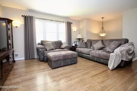 33 W Connecticut, Jackson, NJ 08527 photo 11